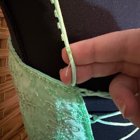 Precious Formals Mint Green Beaded 2 Piece Dress Lace Up Back Size 4 Y2K whimsi - Picture 4 of 16
